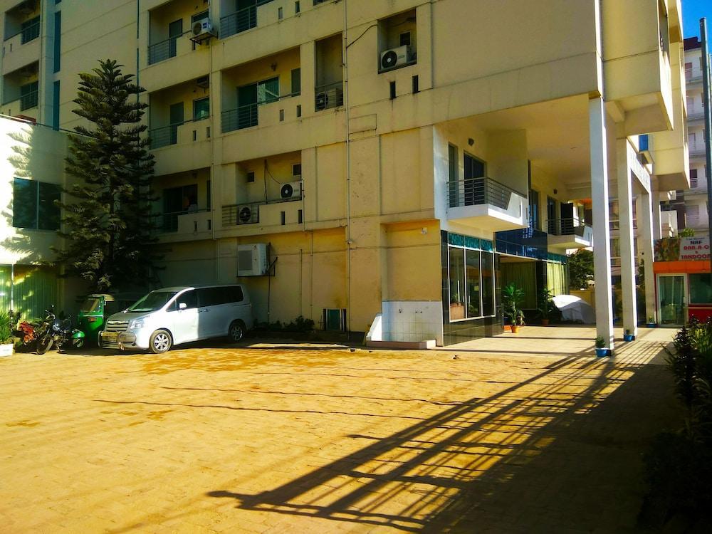Uni Resort Cox's Bazar Exterior foto